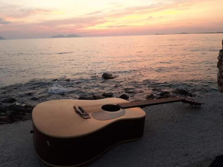Artist S Apartment Vlorë Екстериор снимка